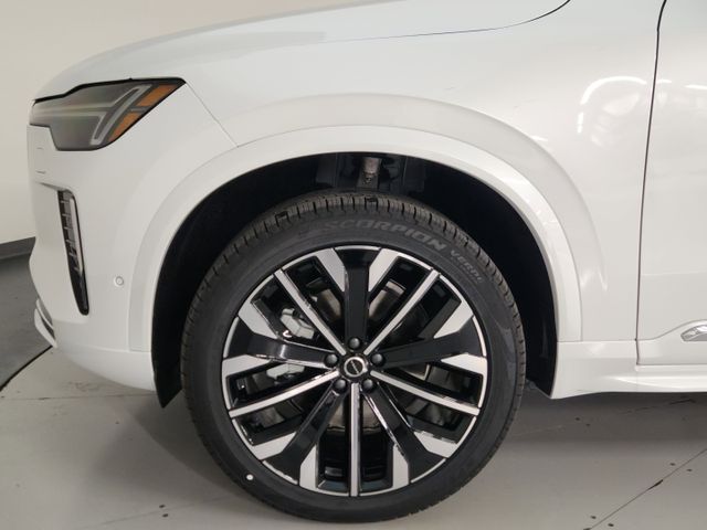 2026 Volvo XC90 Ultra - Photo 11