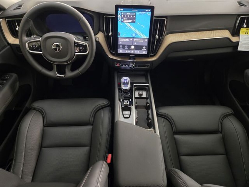 New 2026 Volvo XC60 Plug-In Hybrid T8 Ultra SUV