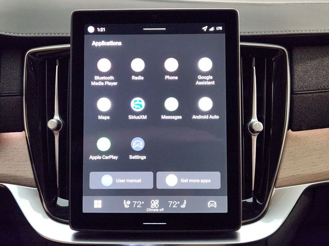 2026 Volvo XC90 Plus - Photo 18