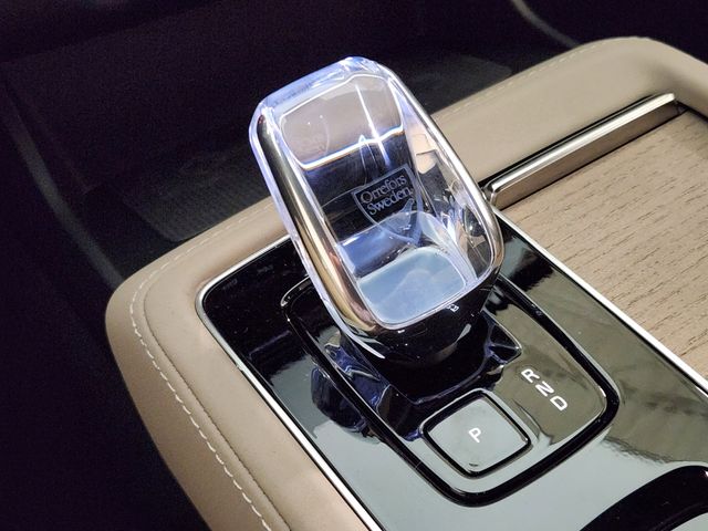 2026 Volvo XC90 Plus - Photo 19