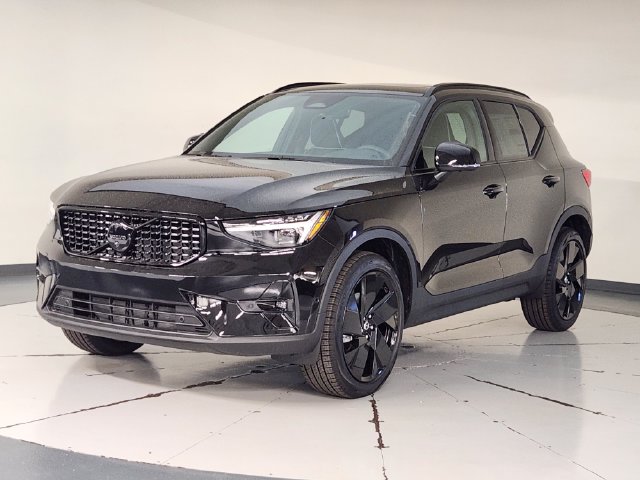 2026 Volvo XC40