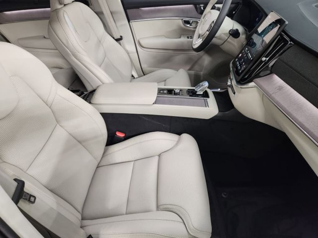 New 2026 Volvo XC90 Plug-In Hybrid T8 Ultra SUV