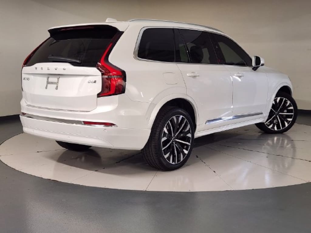 Certified 2026 Volvo XC90 B6 Plus 7-Seater SUV
