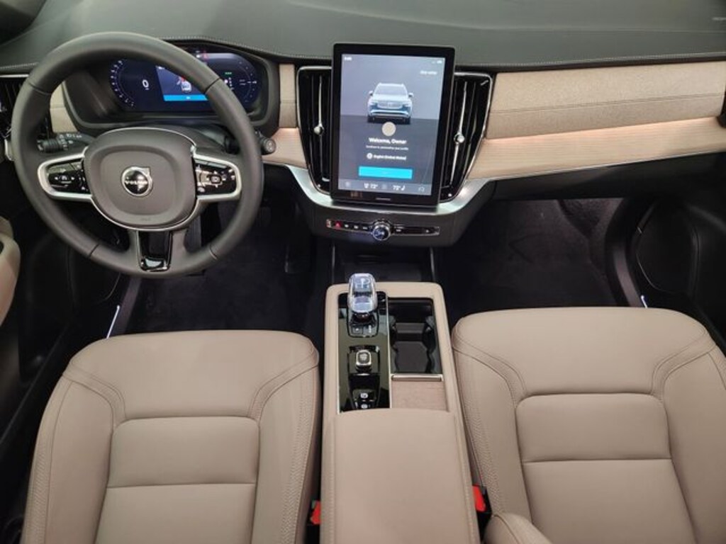New 2026 Volvo XC90 Plug-In Hybrid T8 Core SUV