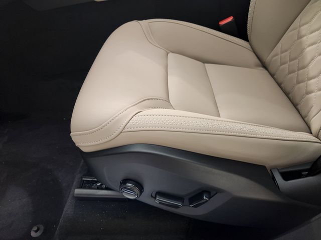 2026 Volvo XC90 Plus - Photo 24