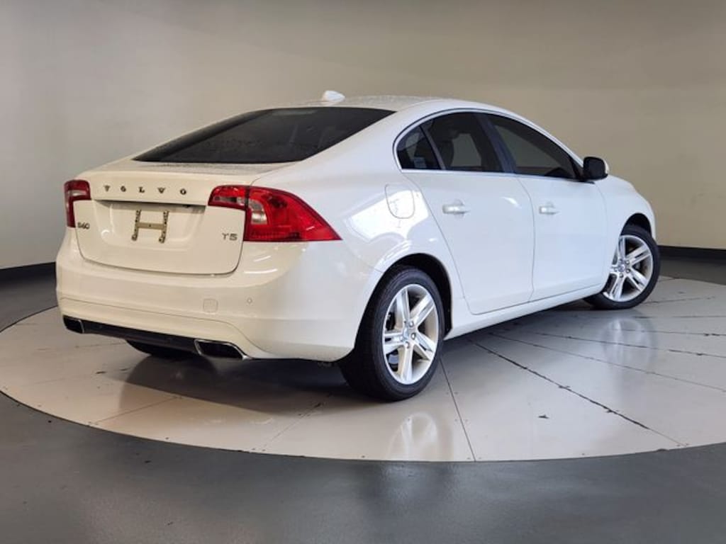 Used 2015 Volvo S60 T5 Premier Sedan