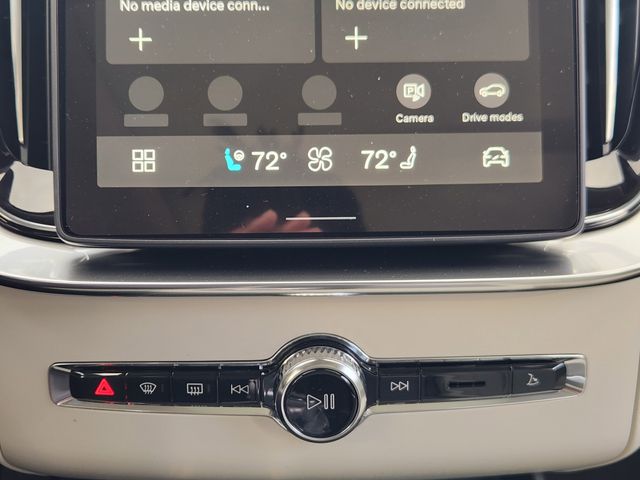 2026 Volvo XC90 Ultra - Photo 16