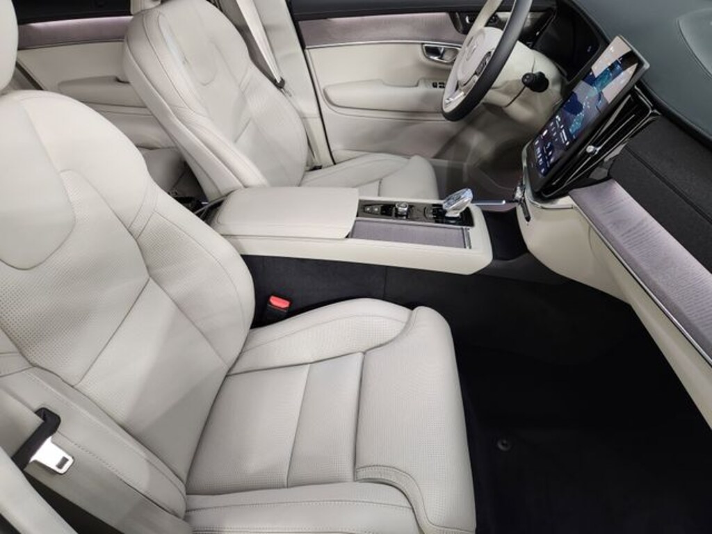 New 2026 Volvo XC90 B6 Ultra SUV