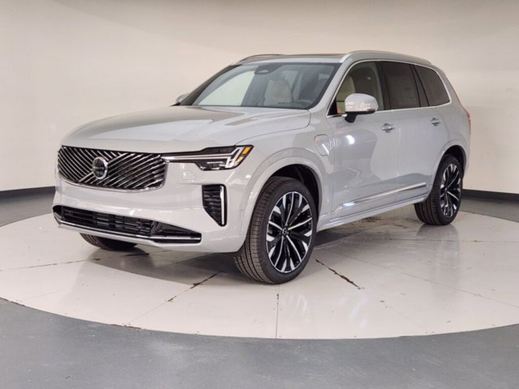New 2026 Volvo XC90 Plug-In Hybrid T8 Plus SUV