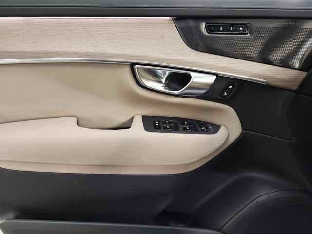 2026 Volvo XC90 Ultra - Photo 23