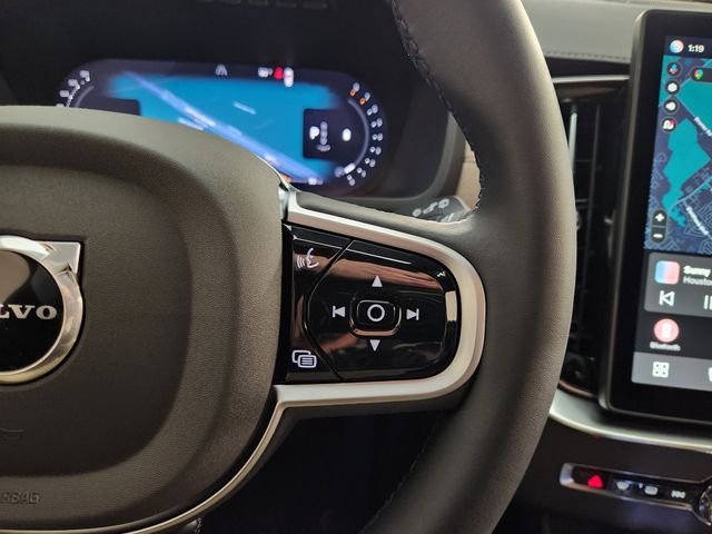 2026 Volvo XC90 Plus - Photo 28