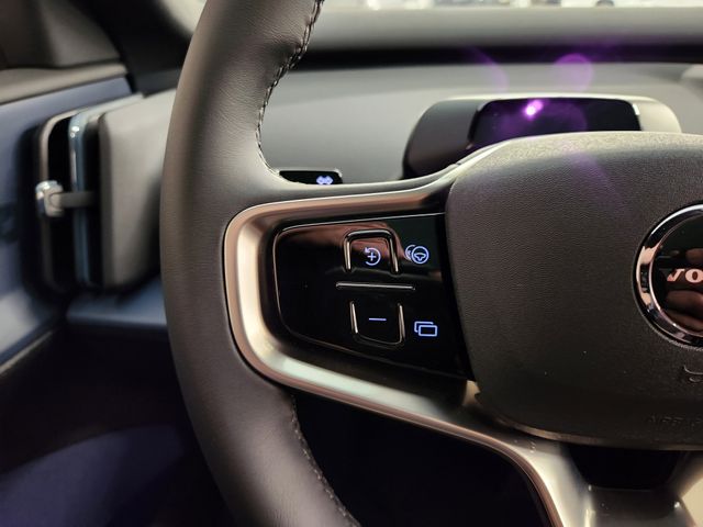 2026 Volvo EX30 Ultra - Photo 25