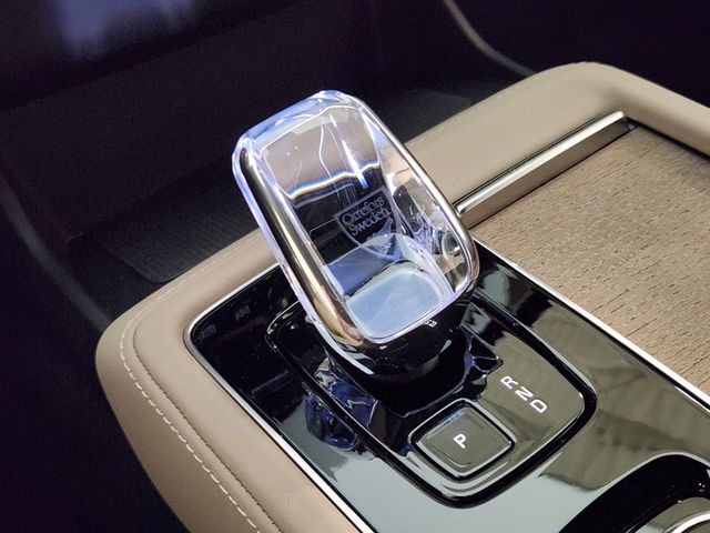 2026 Volvo XC90 Ultra - Photo 19