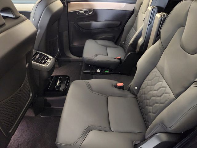2026 Volvo XC90 Plus - Photo 30