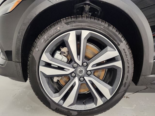2026 Volvo V60 Cross Country Plus - Photo 8