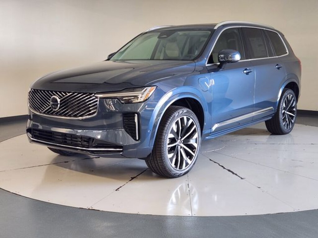 New 2026 Volvo XC90 Plug-In Hybrid T8 Ultra SUV