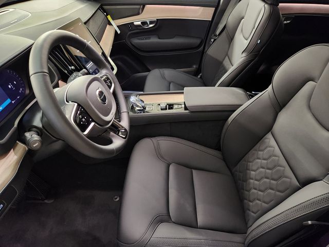 2026 Volvo XC90 Plus - Photo 14