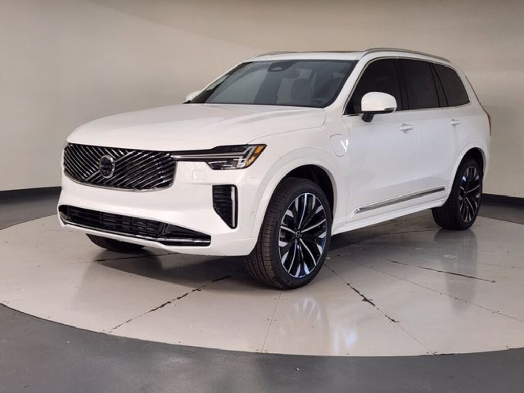 New 2026 Volvo XC90 Plug-In Hybrid T8 Plus SUV