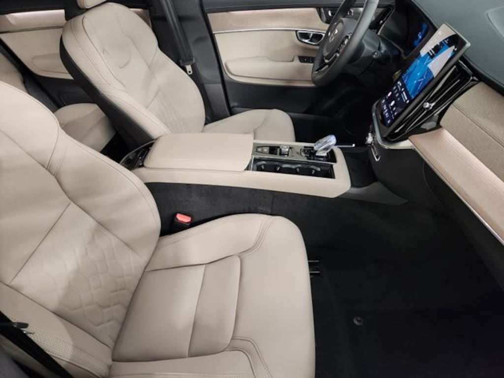New 2026 Volvo XC90 B6 Plus 7-Seater SUV