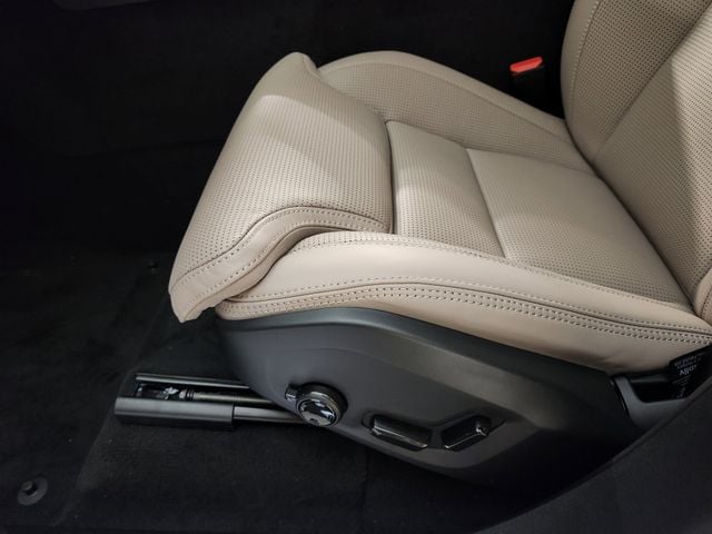 2026 Volvo XC90 Ultra - Photo 24