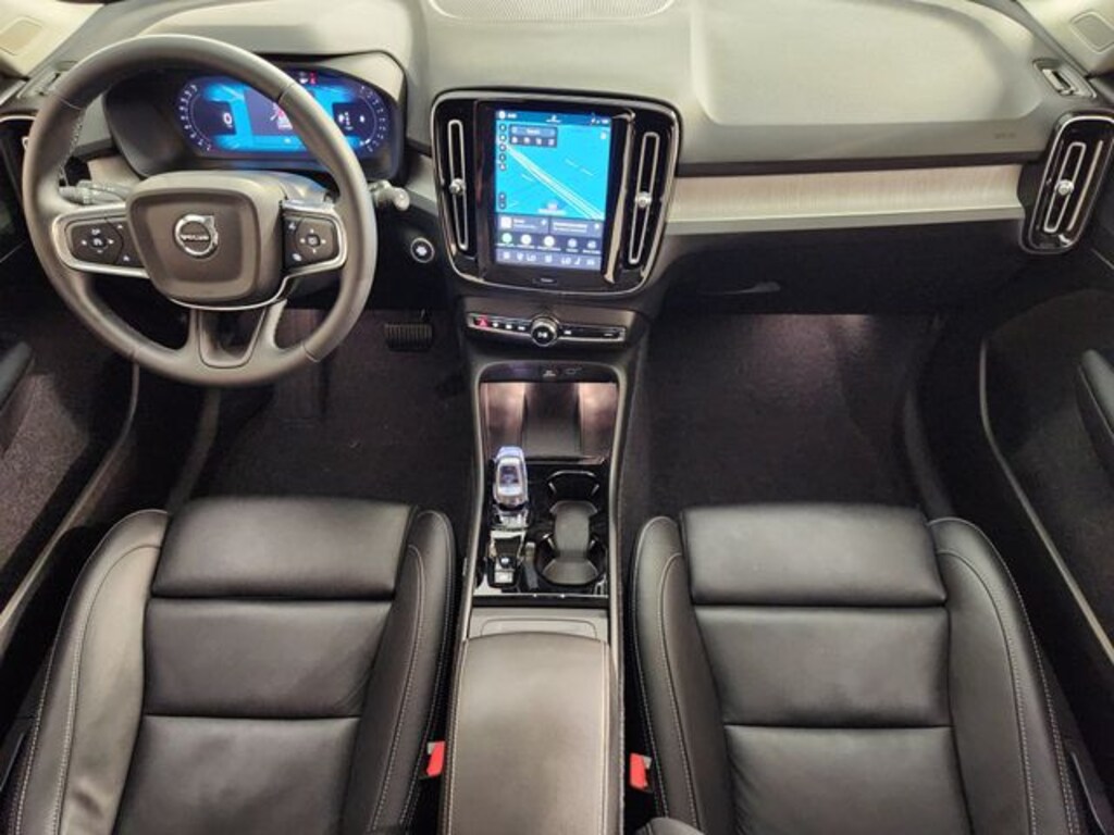 Certified 2026 Volvo XC40 B5 Plus SUV