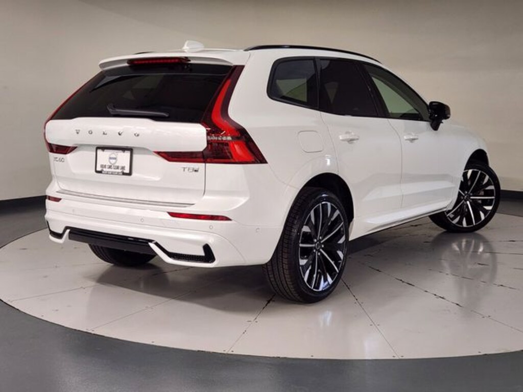 New 2026 Volvo XC60 Plug-In Hybrid T8 Ultra SUV