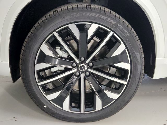 2026 Volvo XC90 Ultra - Photo 8