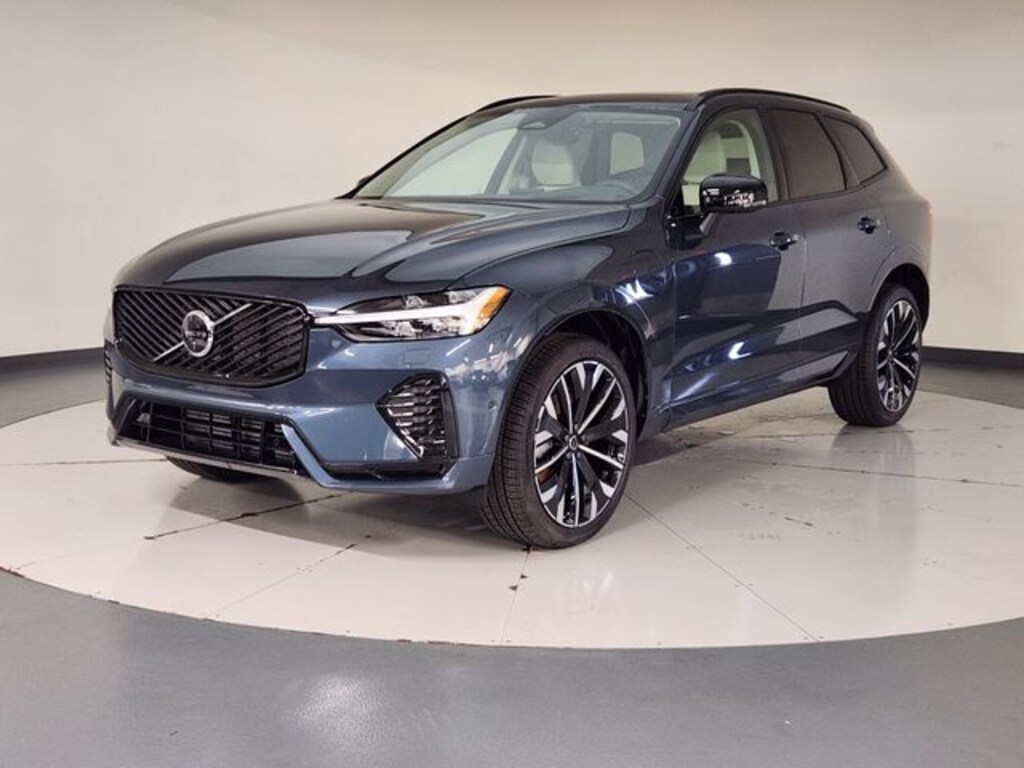 New 2026 Volvo XC60 Plug-In Hybrid T8 Ultra SUV