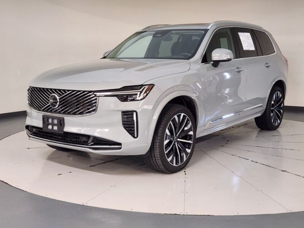 Certified 2025 Volvo XC90 B5 Core SUV