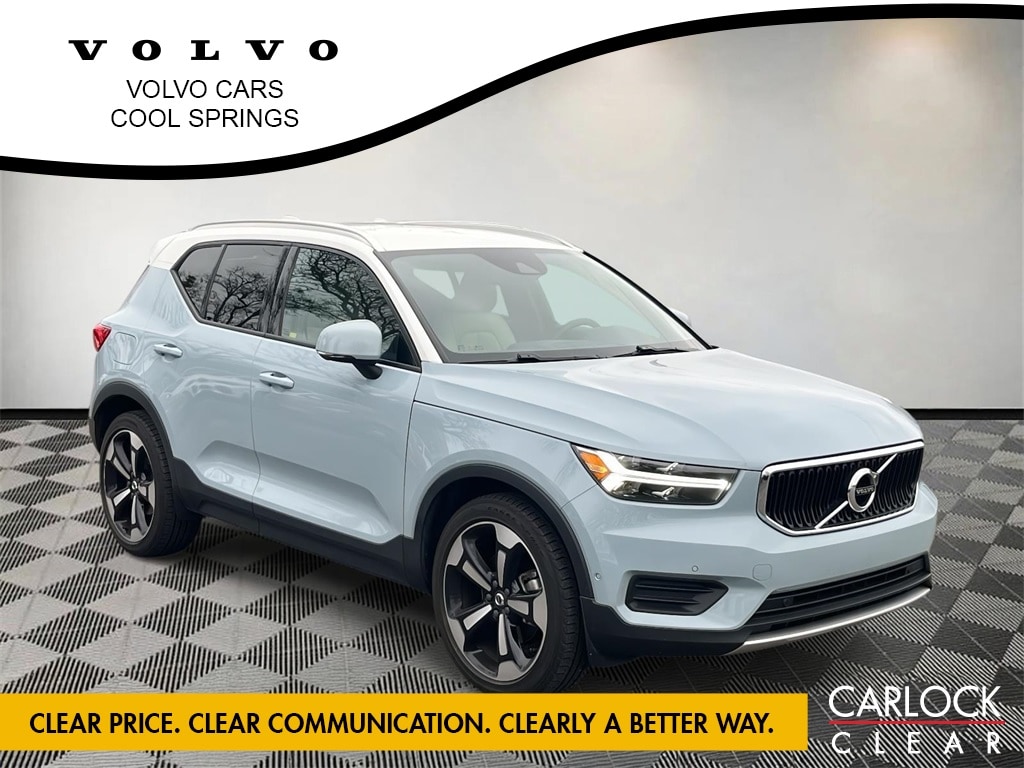 2019 Volvo XC40 Momentum's photo