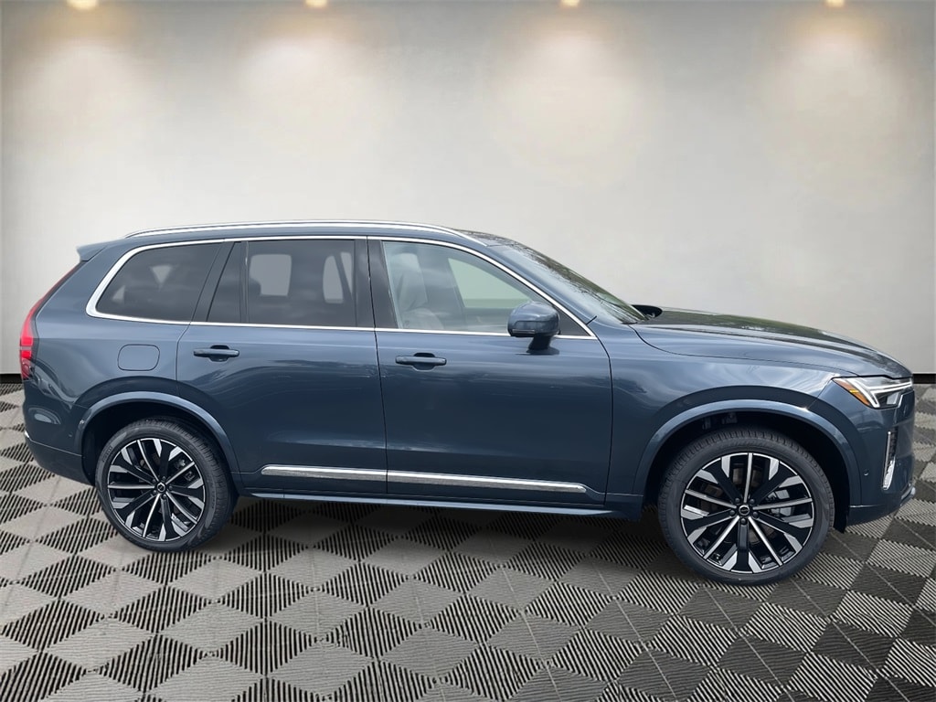 New 2025 Volvo XC90 plug-in hybrid T8 (2025.5) Plus 7-Seater SUV