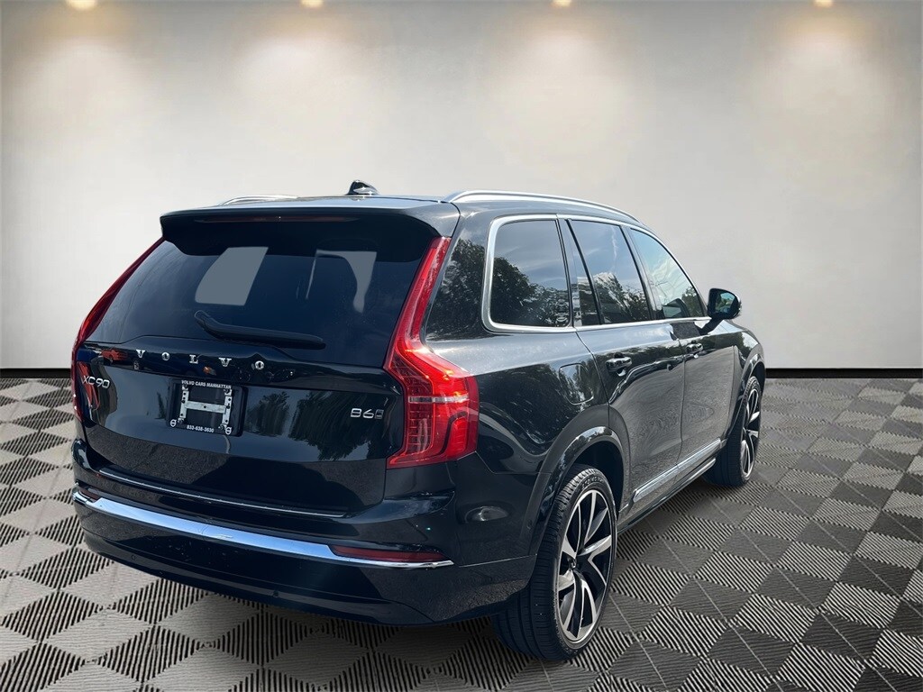 2023 Volvo XC90 AWD Plus photo 2