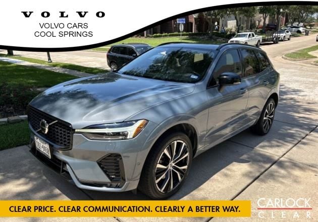 2023 Volvo XC60 B5 Plus Dark Theme AWD's photo