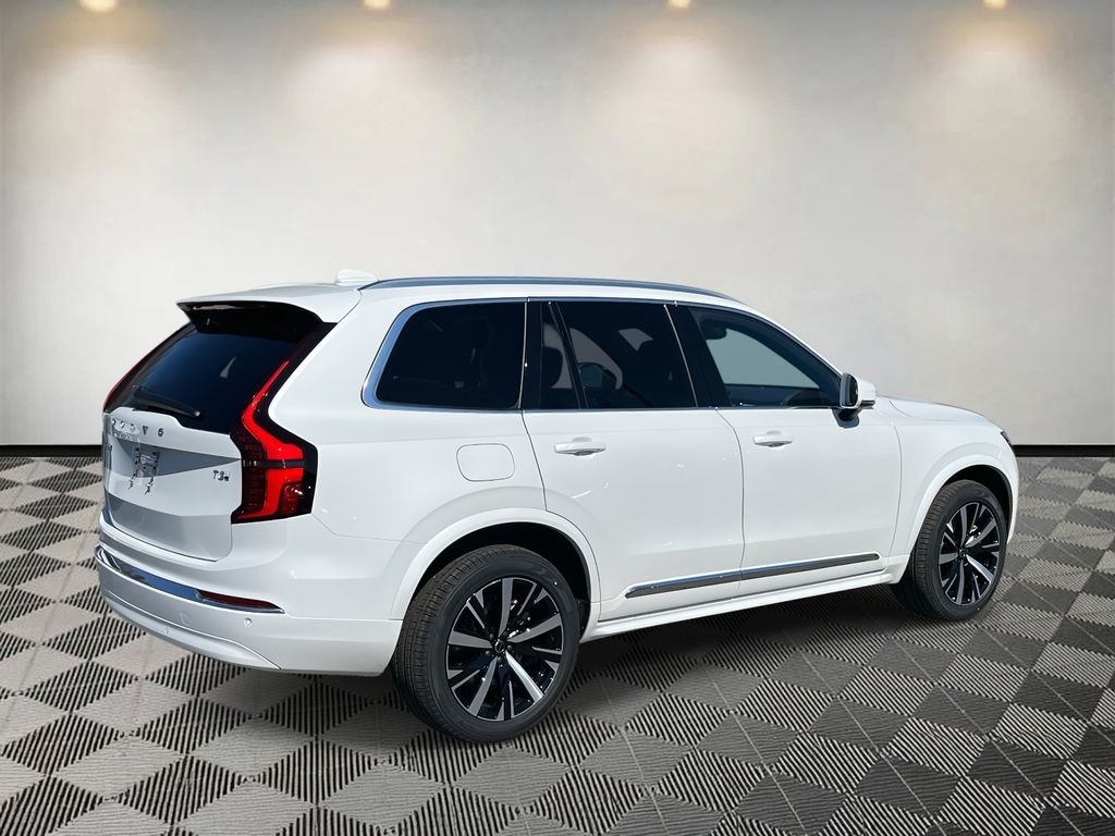 New 2026 Volvo XC90 plug-in hybrid T8 Core SUV