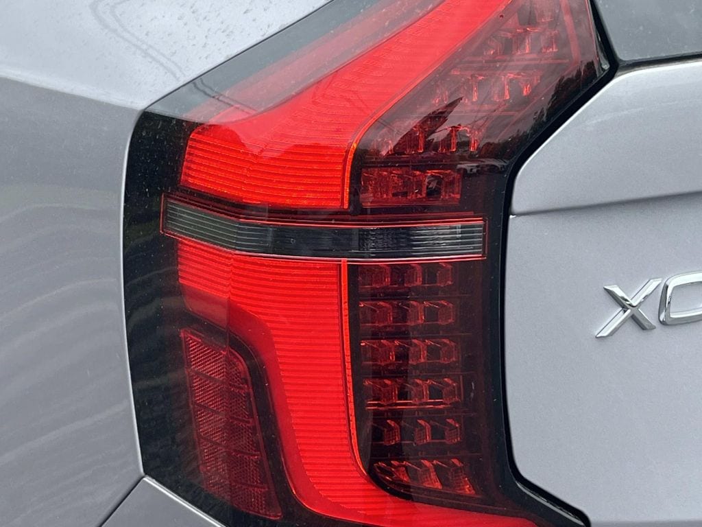 2026 Volvo XC90 Plus - Photo 10