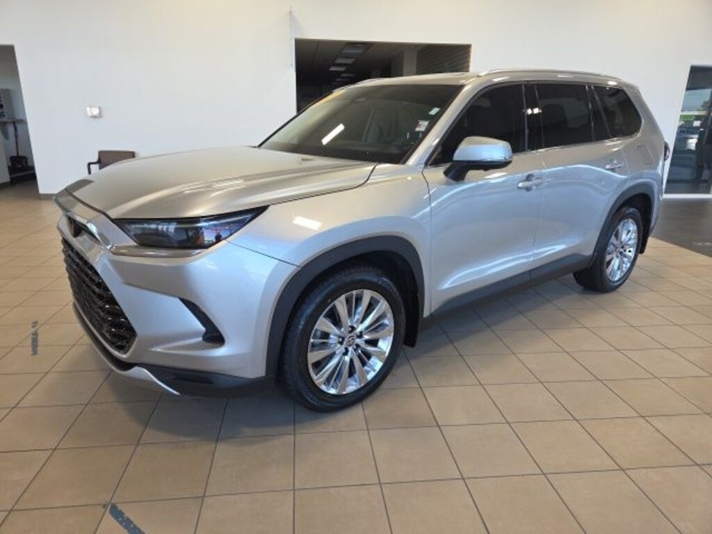 Used 2024 Toyota Grand Highlander SUV