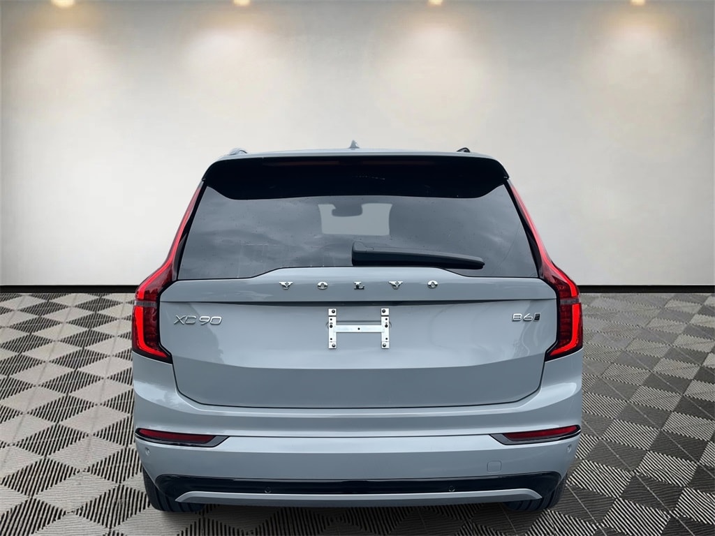 New 2026 Volvo XC90 B6 Ultra Dark Theme 7-Seater SUV