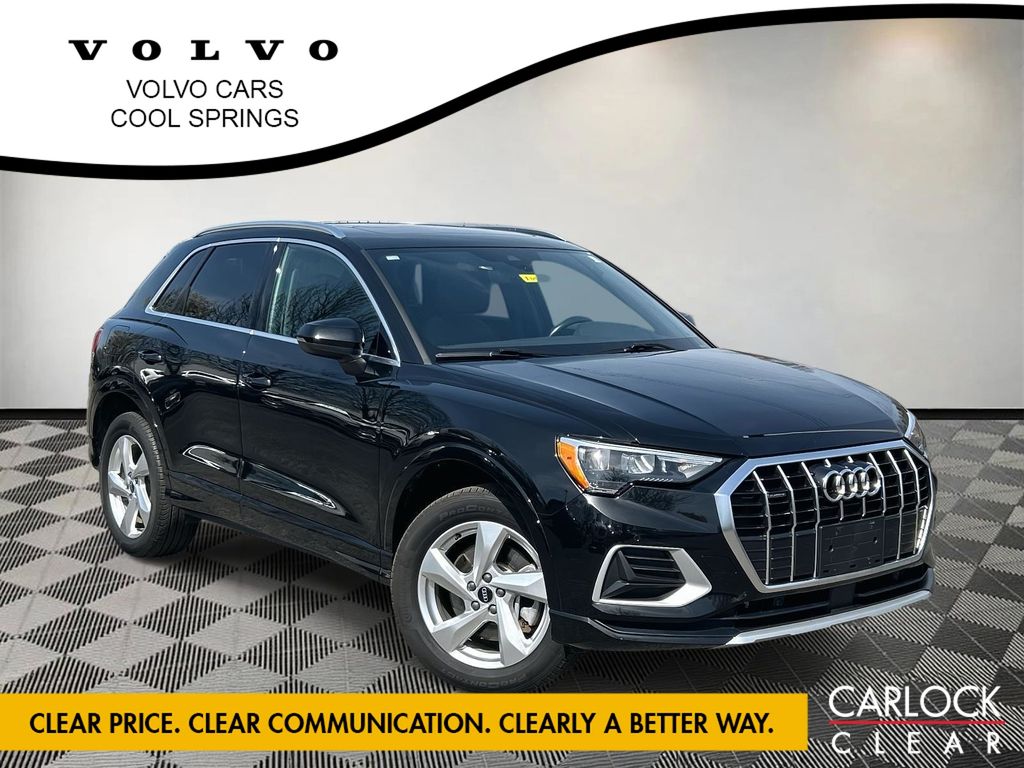 2022 Audi Q3 Premium