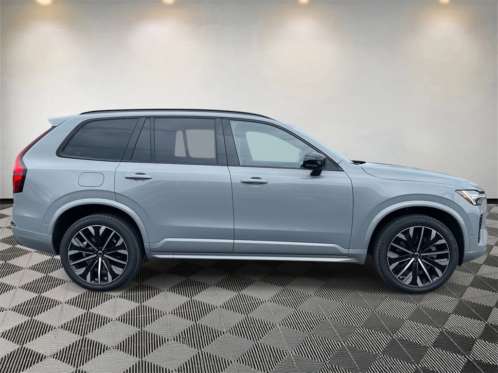 New 2026 Volvo XC90 B6 Ultra Dark Theme 7-Seater SUV