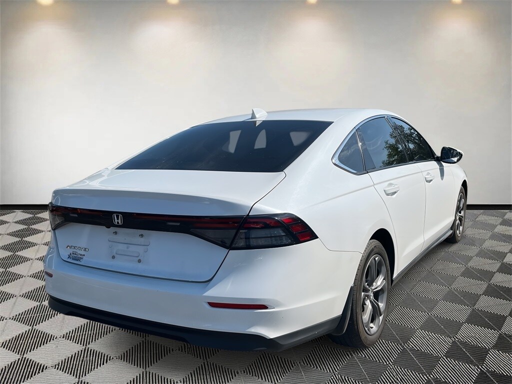 2023 Honda Accord EX photo 3