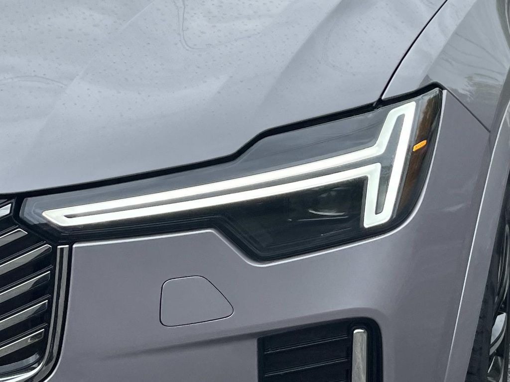 2026 Volvo XC90 Plus - Photo 9