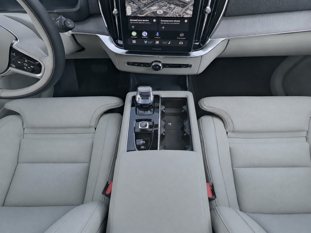 2026 Volvo XC90 Ultra - Photo 13