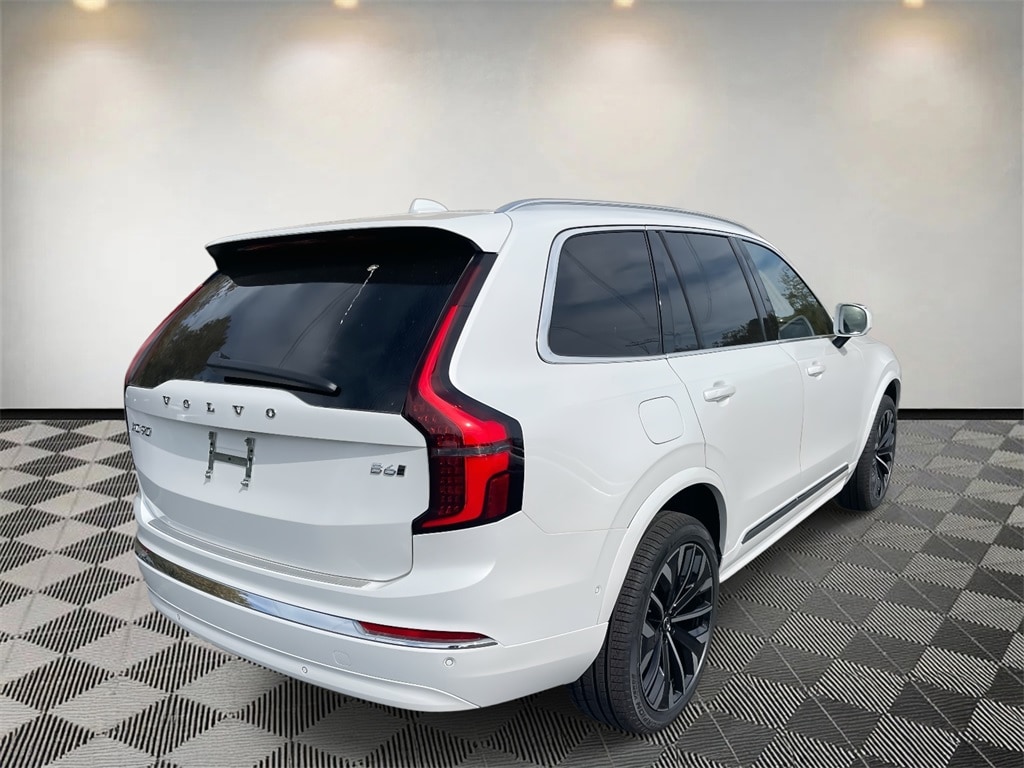 New 2026 Volvo XC90 B6 Plus 7-Seater SUV