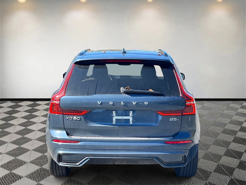 New 2026 Volvo XC60 B5 Plus SUV