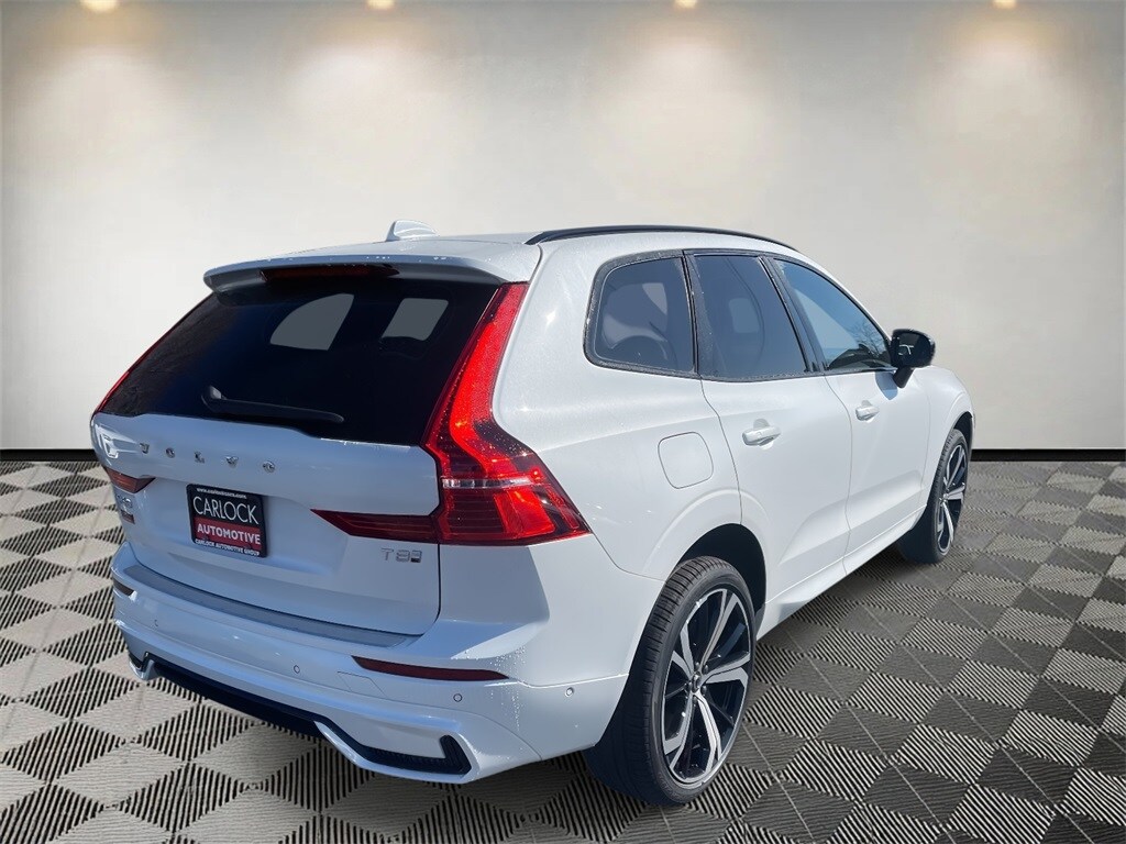 2025 Volvo XC60 T8 photo 3
