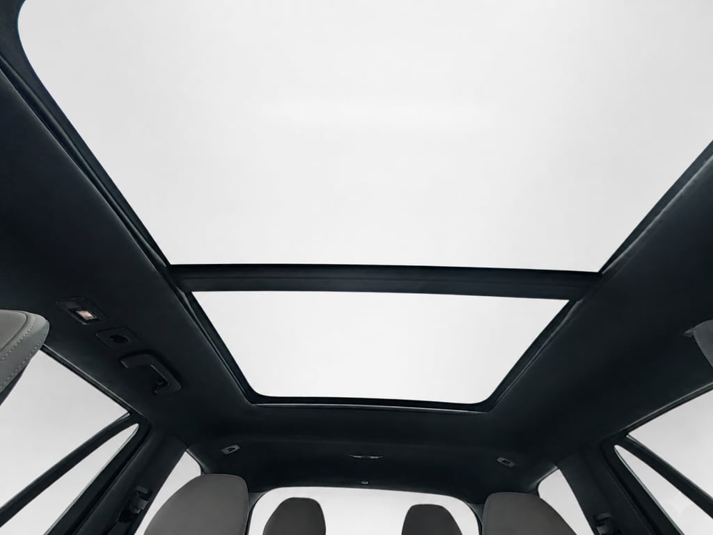2026 Volvo XC90 Plus - Photo 19