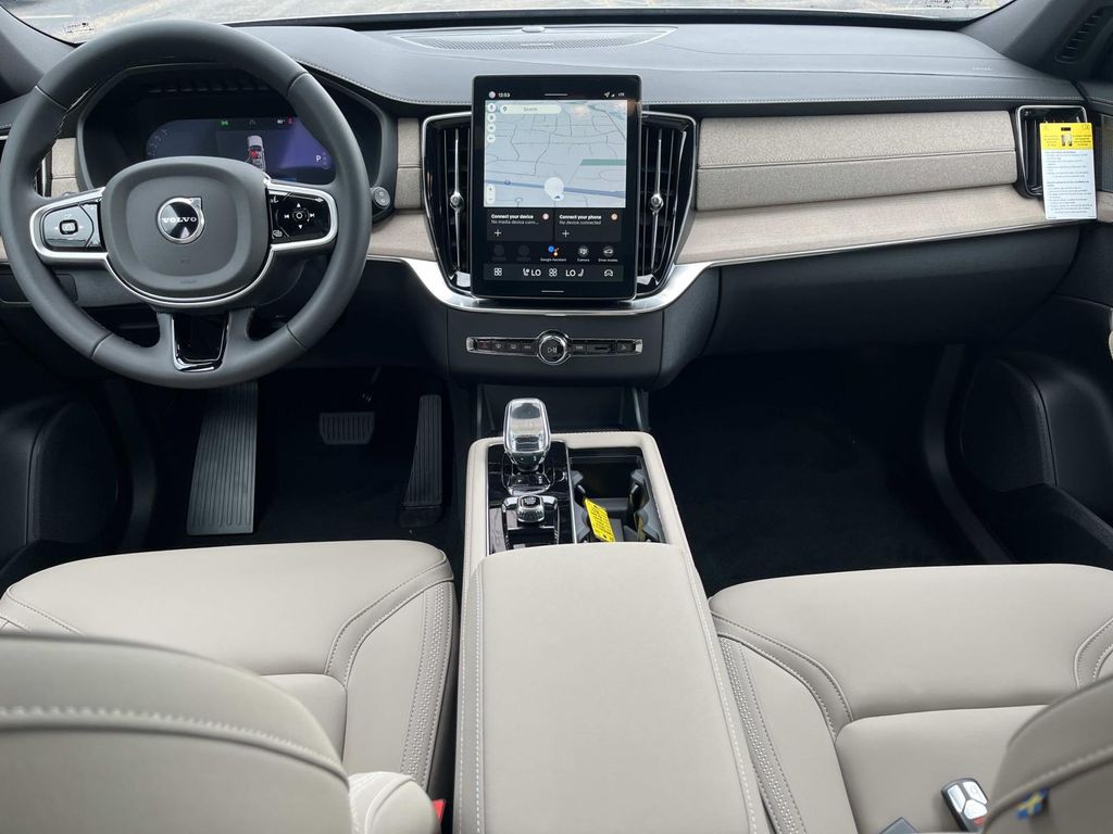 2026 Volvo XC90 Plus - Photo 14