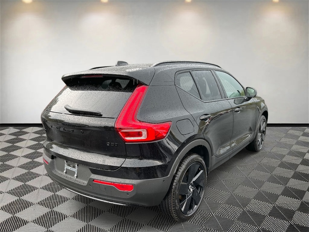 New 2026 Volvo XC40 B5 Ultra Black Edition SUV