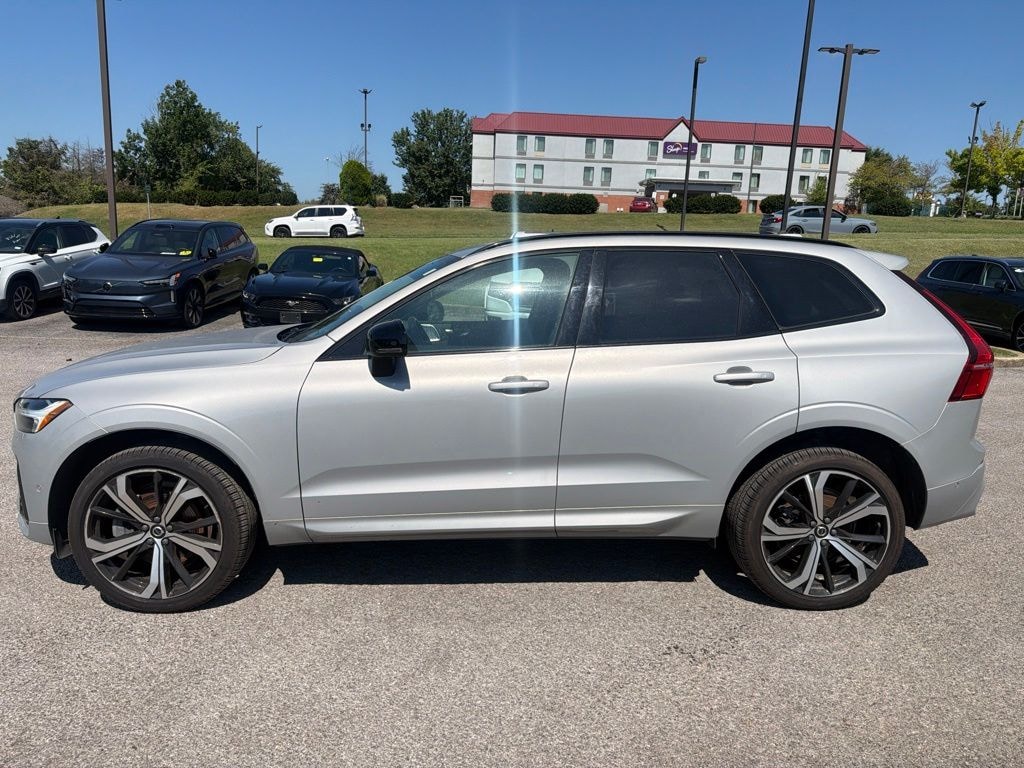 Used 2023 Volvo XC60 B5 AWD Ultimate Dark SUV