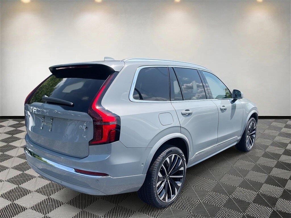 2026 Volvo XC90 photo 2